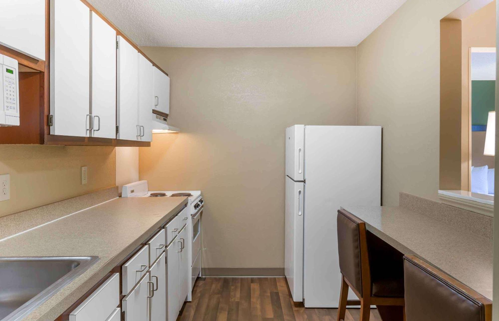 Extended America - - North - Wake Towne Dr Hotel
