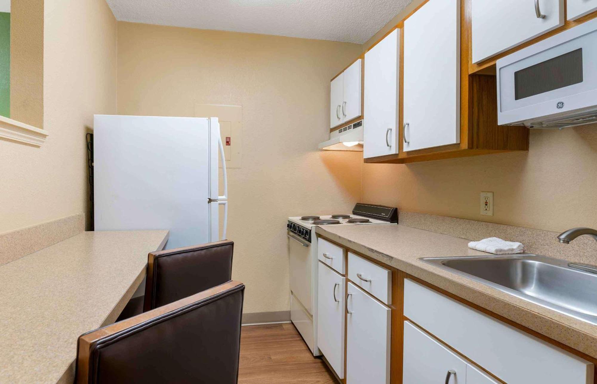 Extended America - - North - Wake Towne Dr Hotel