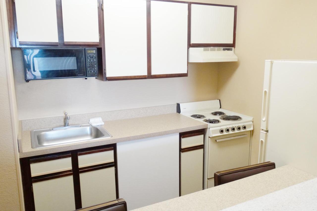 Extended America - - North - Wake Towne Dr 2* Raleigh